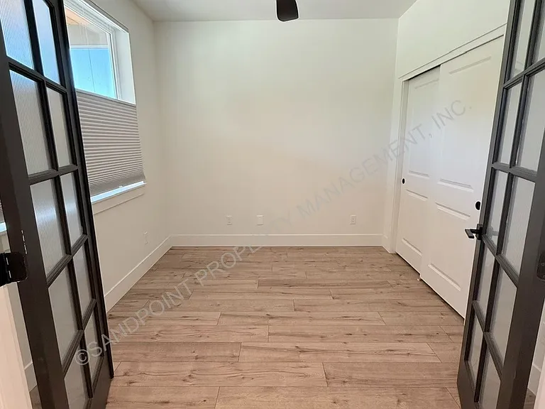 655 Oak Ave — Photo 22