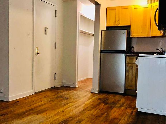 2nd image of 34 W 83rd St APT F
