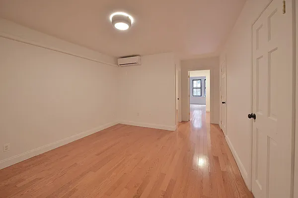 Rented by Brick Real Estate | media 18