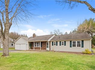 106 Wentworth Dr, South Windsor, CT 06074