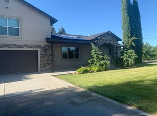 25020 4th Ave, Los Molinos, CA 96055