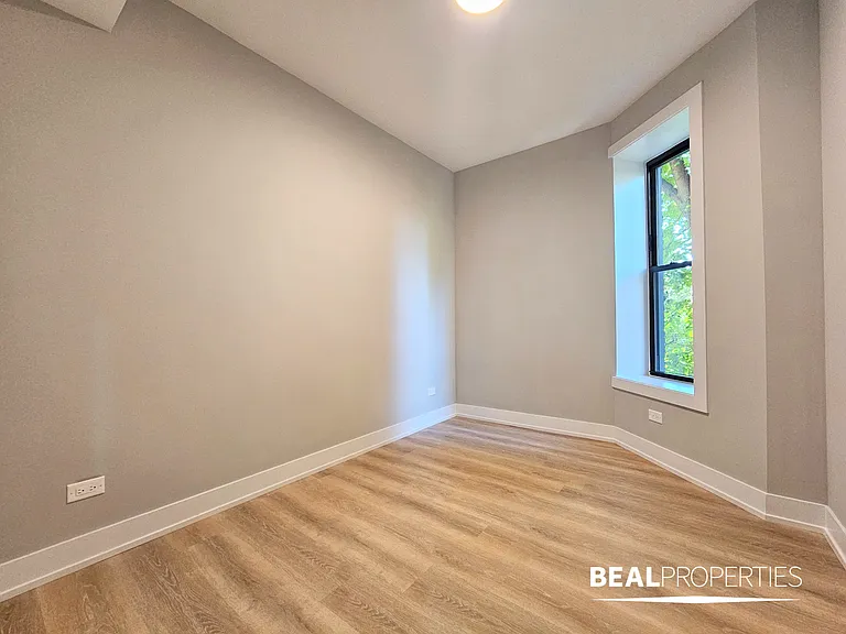 428-38 West Belden — Photo 79