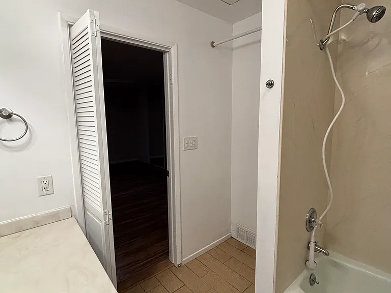 4438 Maybank Ave — Photo 16