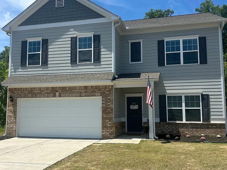 6 Oak Ridge Ct NE — Photo 1