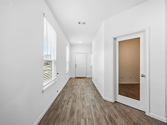 4th image of 6727 Hobby Wind Ridge Dr