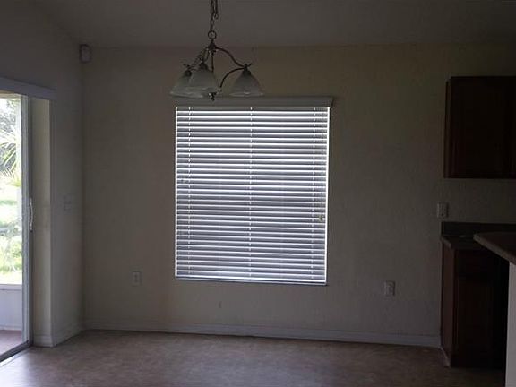 3rd image of 10633 Carloway Hills Dr
