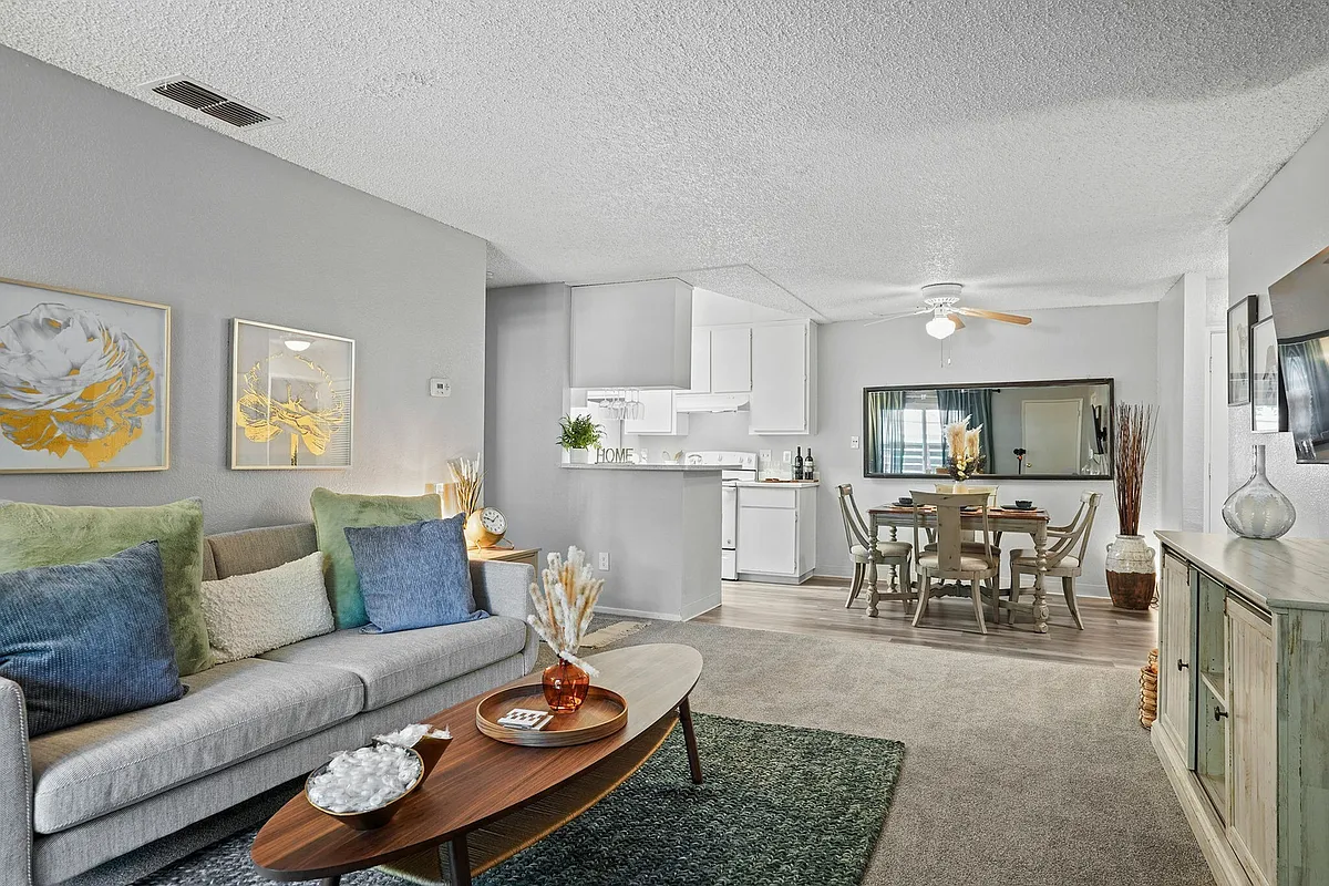 DSC08891 - Gold Ridge Apartments