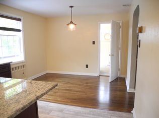 141 Hoodridge Dr, Pittsburgh, PA 15228