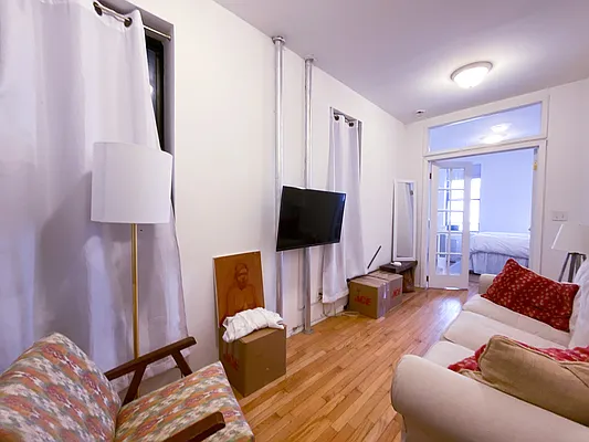 Rented by Compass | media 27