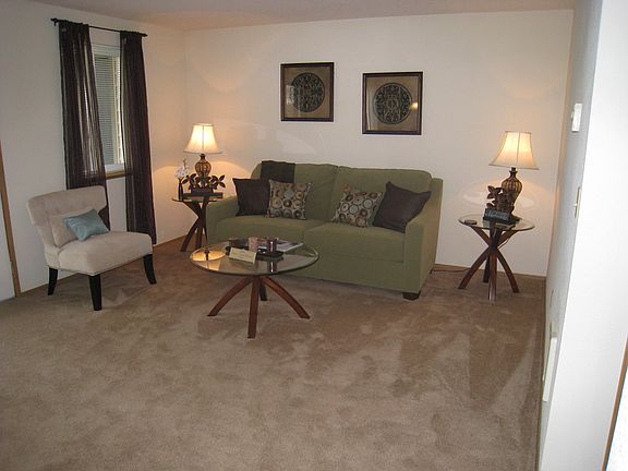 4th image of 6811 NE 121st Ave APT J72