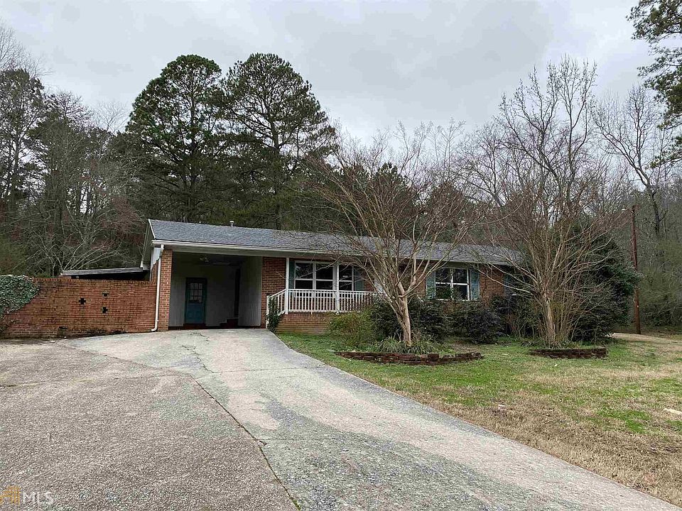 1st image of 455 Goodwin Dr