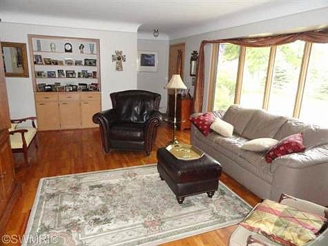 2nd image of 76293 Evergreen Bluff Dr