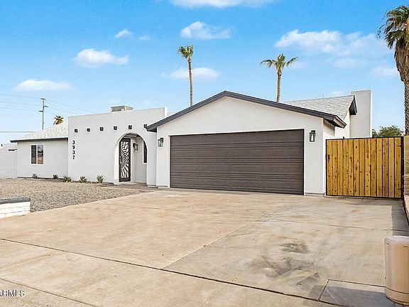 3rd image of 3937 E ANDORRA Drive