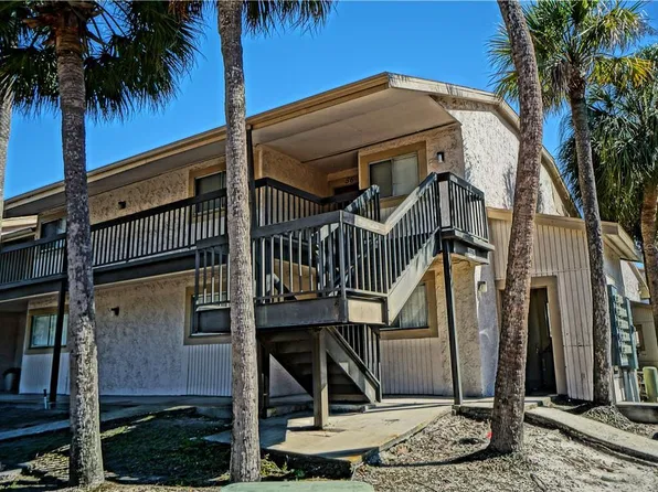 6334 Newtown Cir, Tampa, FL