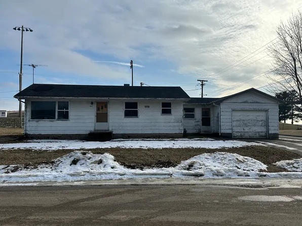 441 W South St, Preston, IA 52069