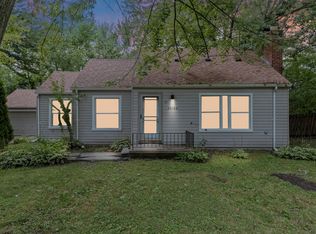 20488 Woodcrest St, Harper Woods, MI 48225