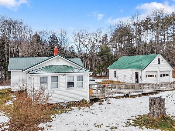 2nd image of 905 Wiscasset Rd