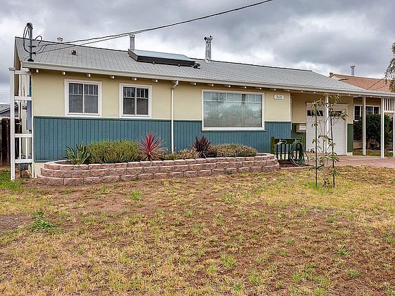 2nd image of 360 Hyde Dr