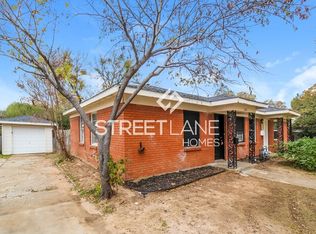 2502 Normont Cir, Fort Worth, TX 76103