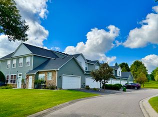 6819 Narcissus Ln N, Maple Grove, MN 55311