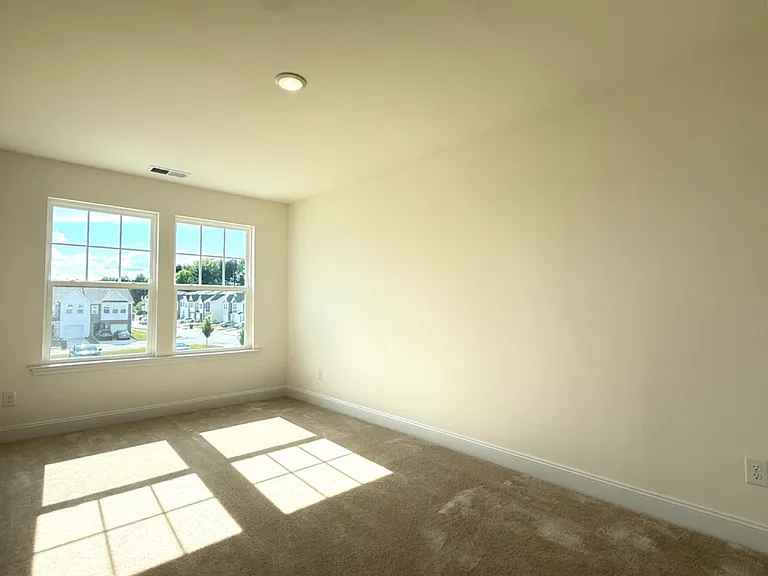 50 Amaryllis Ln — Photo 16