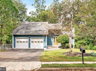 19 Oakwood Dr, New Egypt, NJ 08533