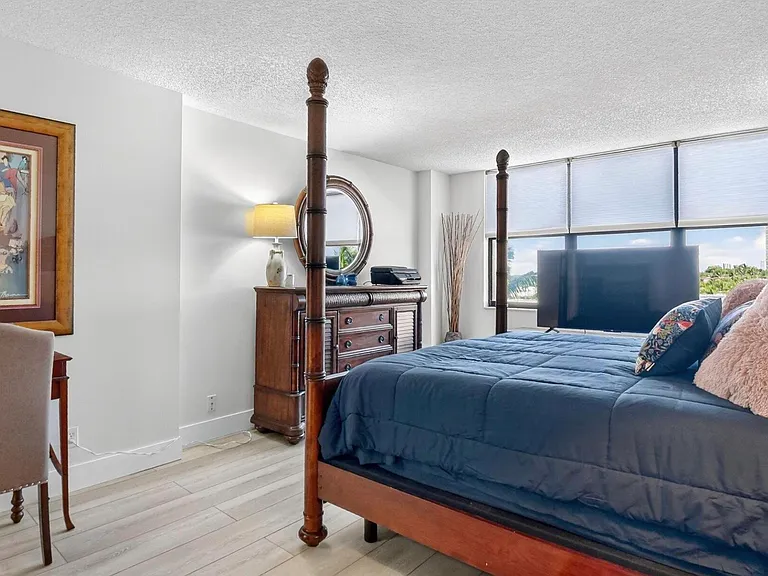 3400 N Ocean Dr #405 — Photo 23