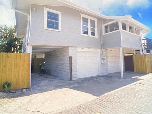2nd image of 2715 1/2 2nd Ave S #3