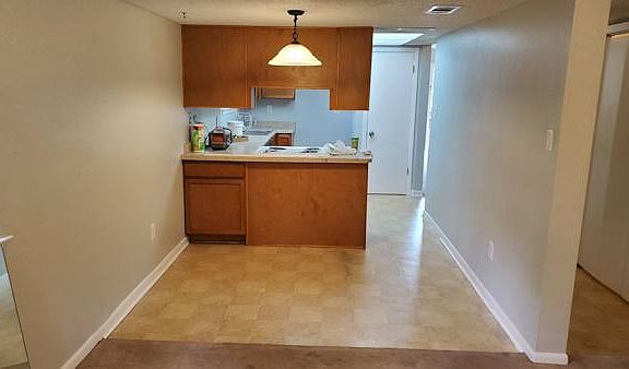 3rd image of 3755 Derbigny St