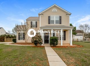 122 Sawhorse Dr, Mooresville, NC 28115