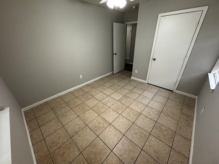 2607 Clearview Cir — Photo 14