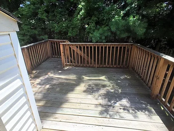 648 Huffine Manor Cir — Photo 4