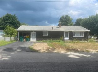 18 Harvard St, Rochester, NH 03867