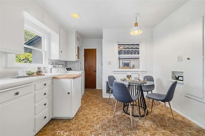 3658 Sierra Vista Ave — Photo 22