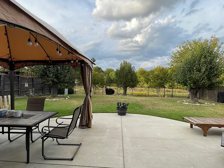 3580 Twelve Oaks Ln — Photo 8