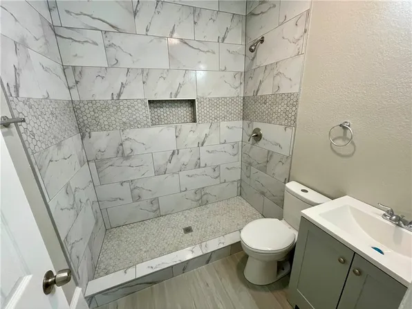 310 N Lakeview Dr, Waco, TX 76705