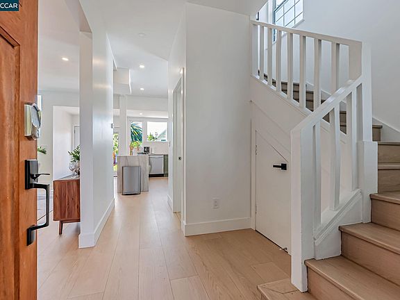 5th image of 1727 9th St