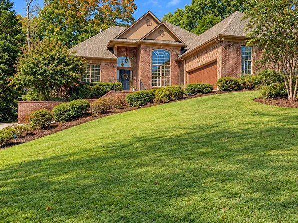 161 Essex Dr, Sterrett, AL 35147