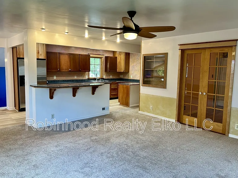 165 W Oak St #1 — Photo 15