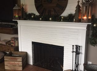 1379 Pleasant St, Springfield, OR 97477