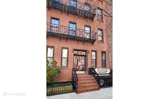 Sold by Douglas Elliman | media 10