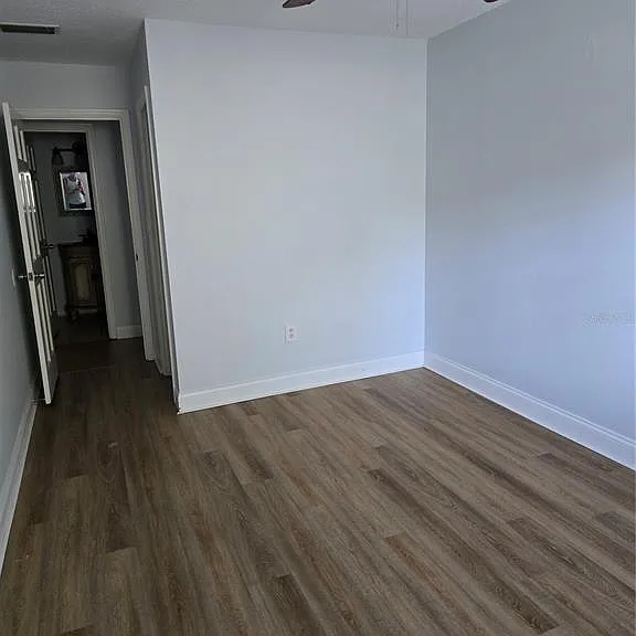 612 E Church St — Photo 18