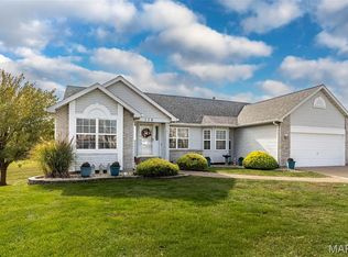 110 Cherrywood Parc Dr, O'Fallon, MO 63368