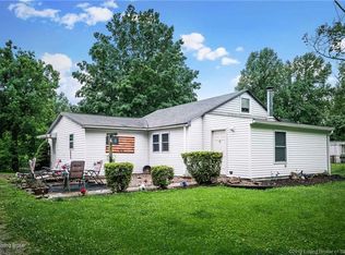 3321 E Riley Rd, Floyds Knobs, IN 47119