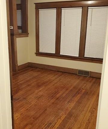 2nd image of 107 Remington Pl #1