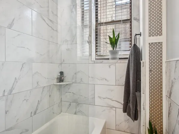 527-529 34th Street image 13 of 15