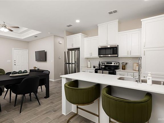 4th image of 2504 E Harrison Ave #4