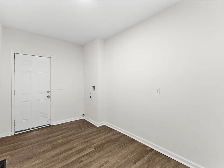 1339-1341 Mooberry St — Photo 34