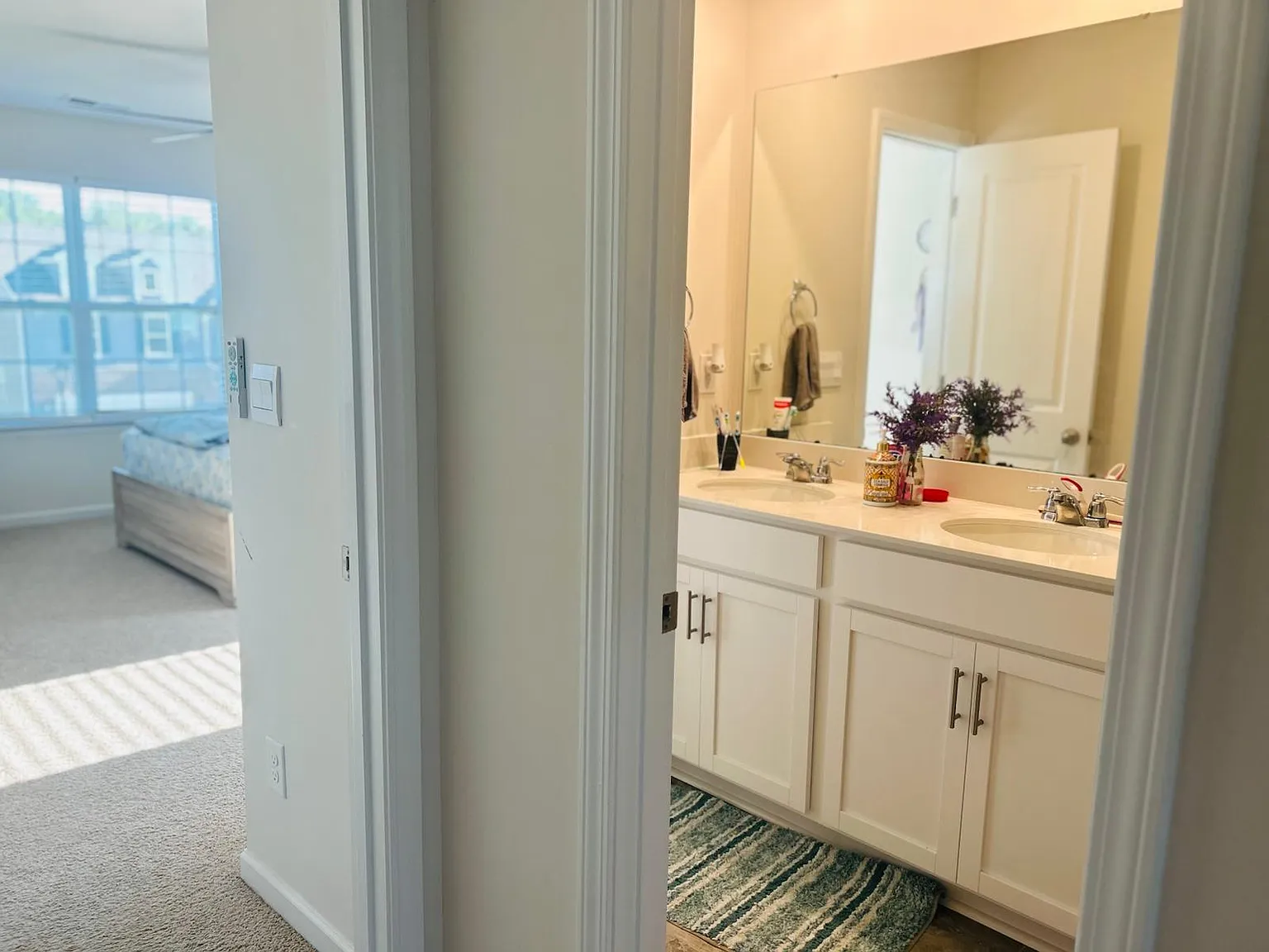 4 bed, 3.5 bath, 3144 sqft, $2,950 — Photo 4