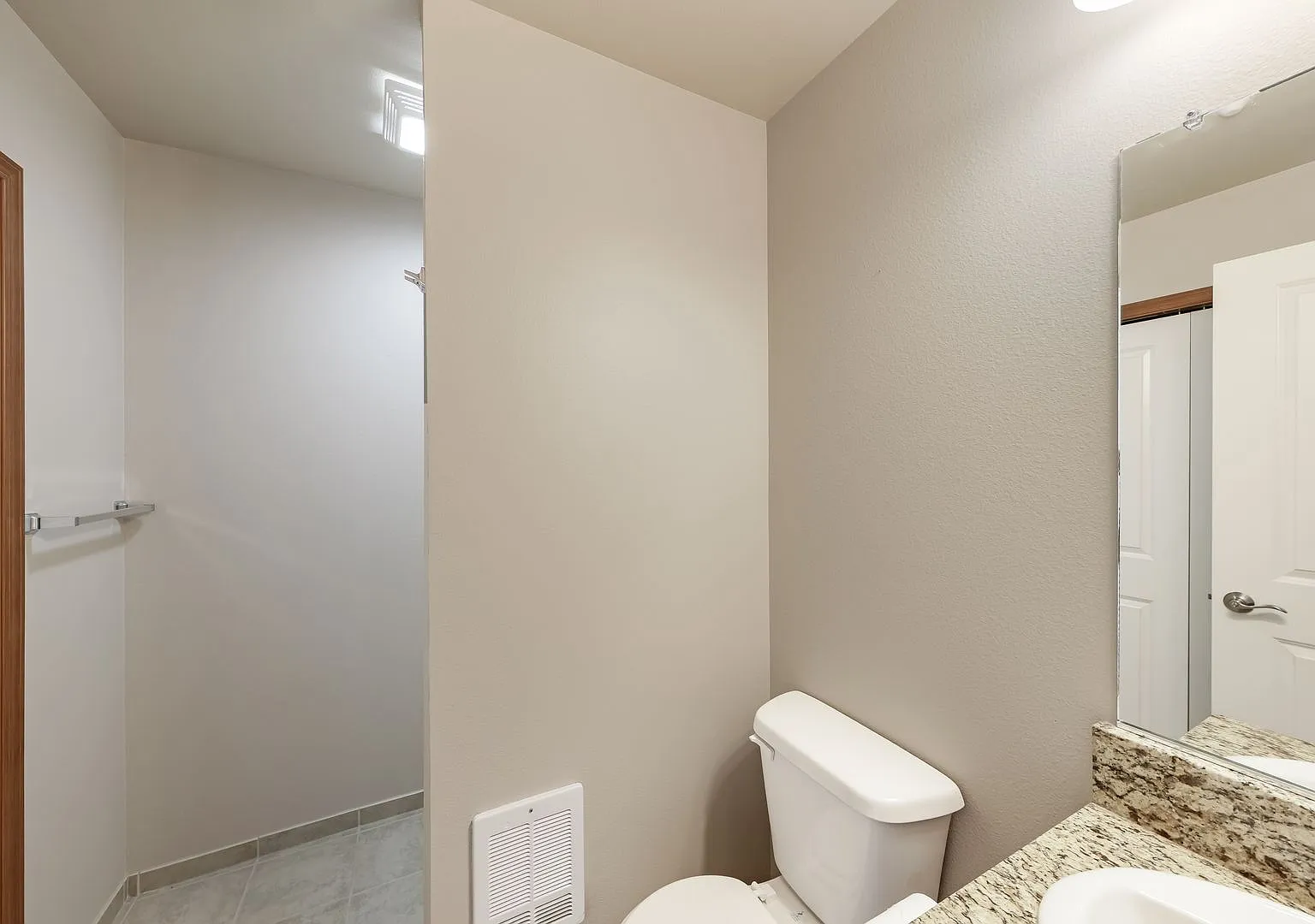 3614 Portage Ln — Photo 4